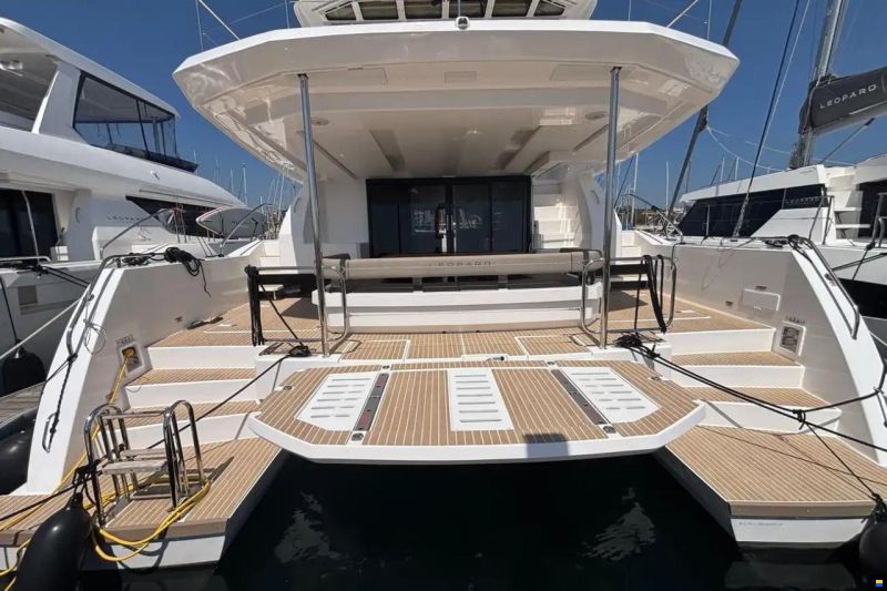 Leopard 46 Powercat