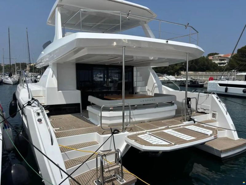 Leopard 46 Powercat