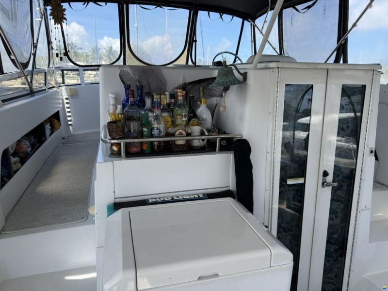 Carver 406