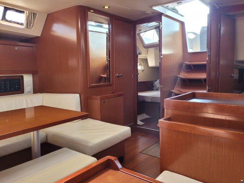 Beneteau Oceanis 45