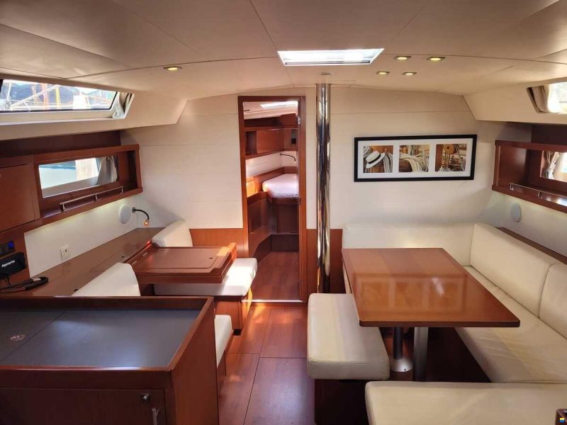 Beneteau Oceanis 45