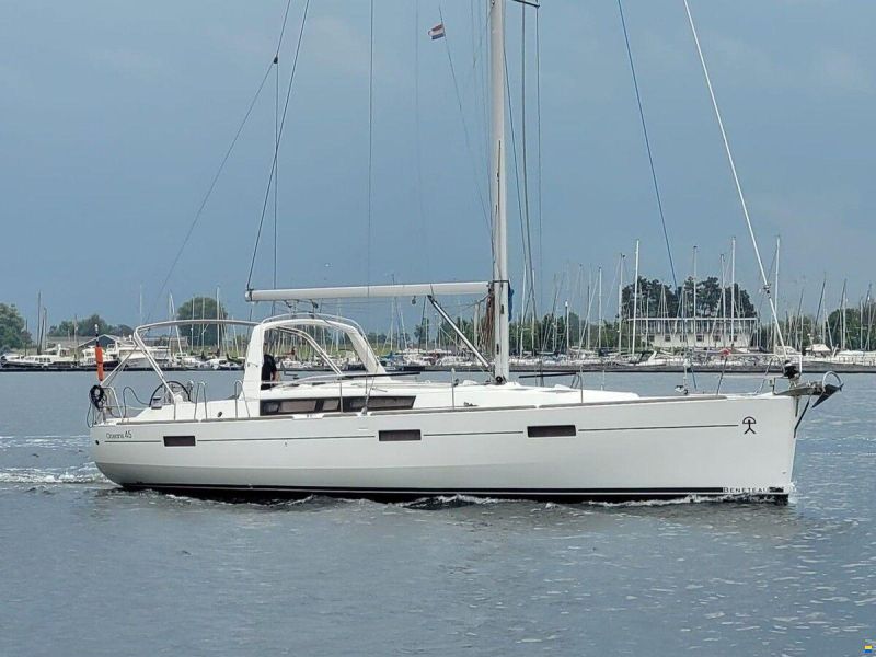 Beneteau Oceanis 45