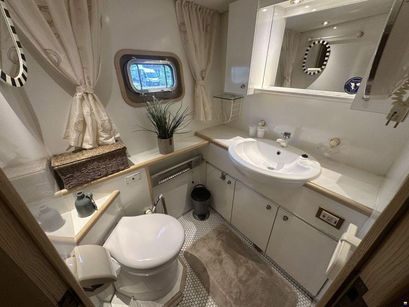 Valk Vitesse 48
