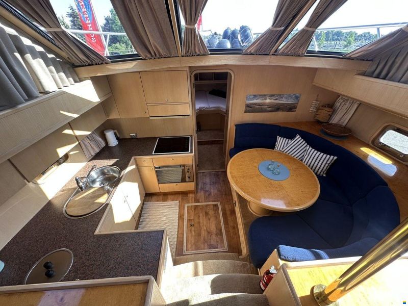 Valk Vitesse 48