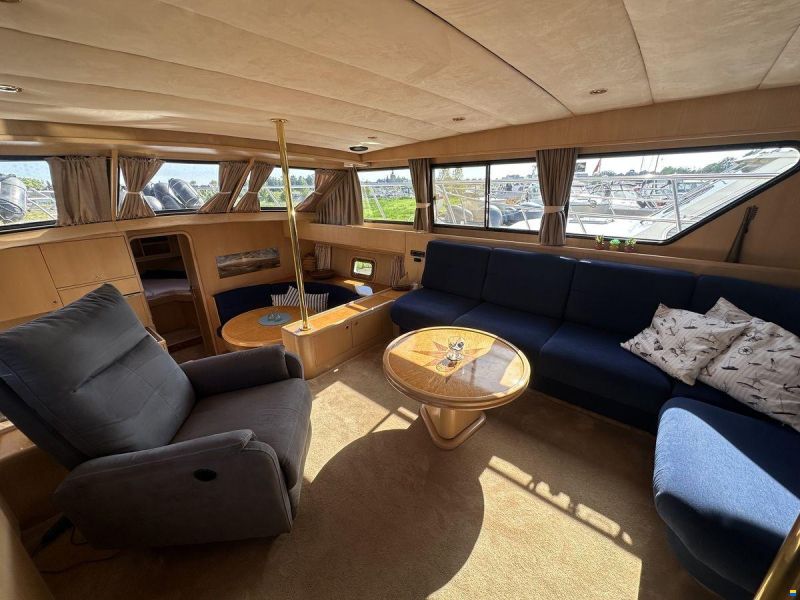 Valk Vitesse 48