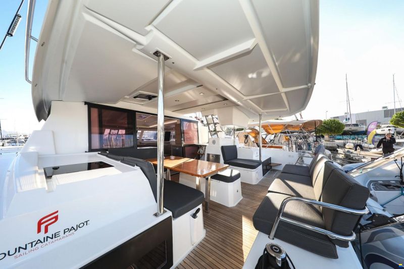 Fountaine Pajot Astrea 42