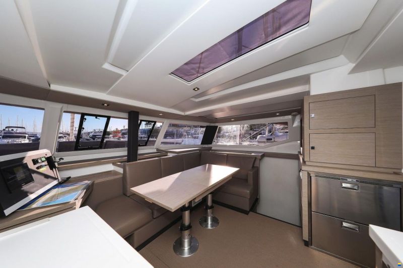 Fountaine Pajot Astrea 42