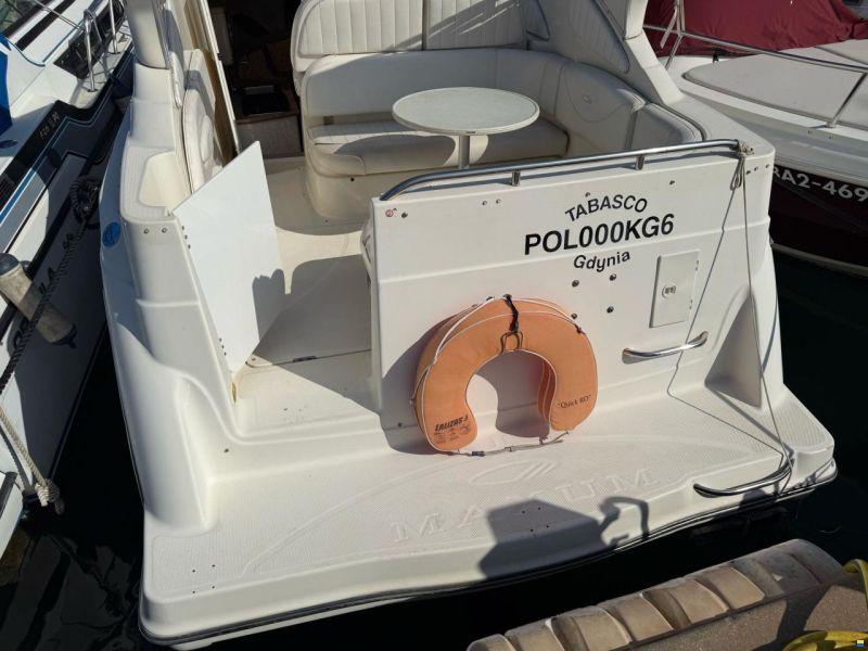 Maxum 2700 SCR