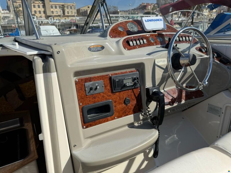 Maxum 2700 SCR