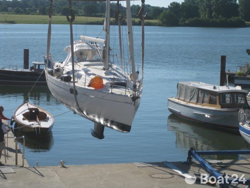 Beneteau Oceanis 321