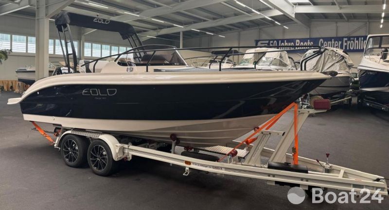 Eolo 6.4 EL Cabin