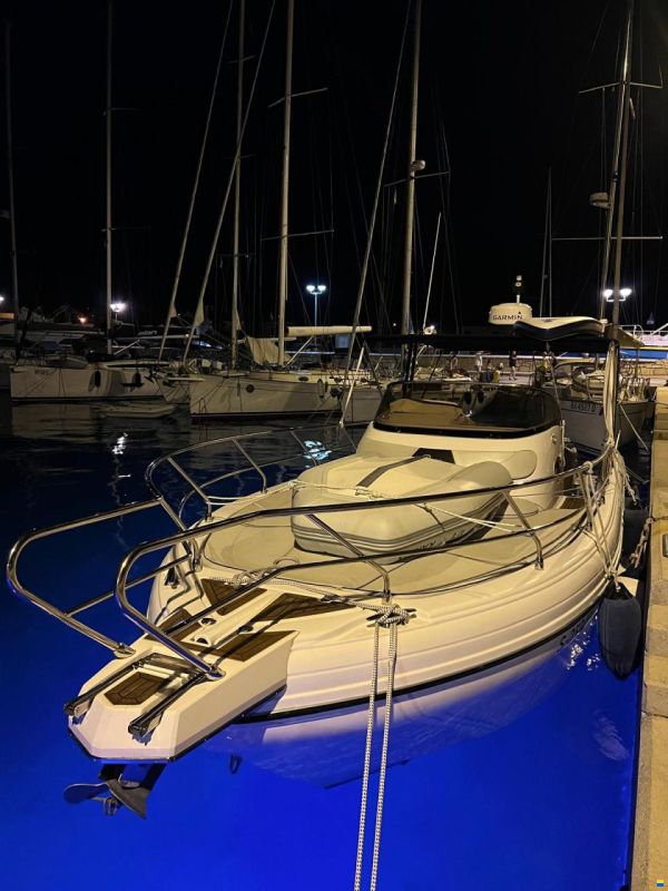 Ranieri Shadow 30