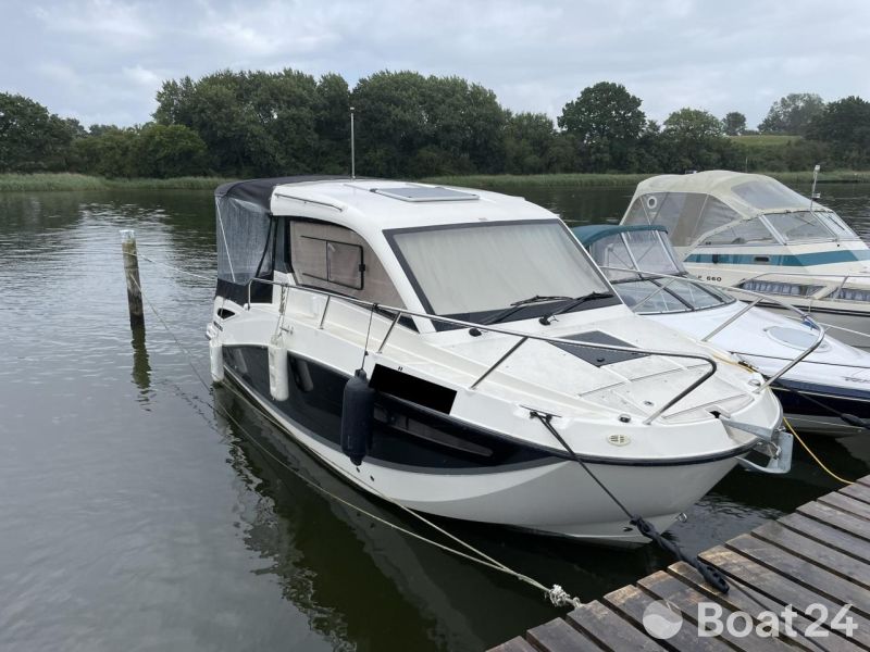 Quicksilver 755 Weekend