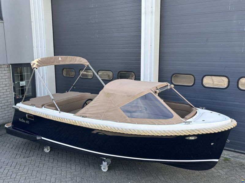 Maxima 600 Tender