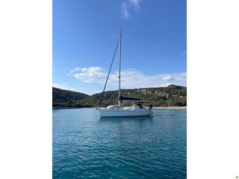 Bavaria 38