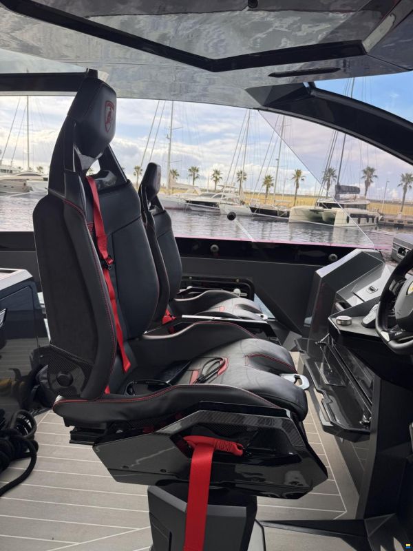 Tecnomar Lamborghini 63