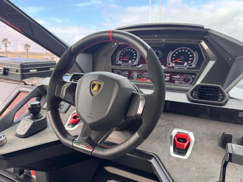 Tecnomar Lamborghini 63