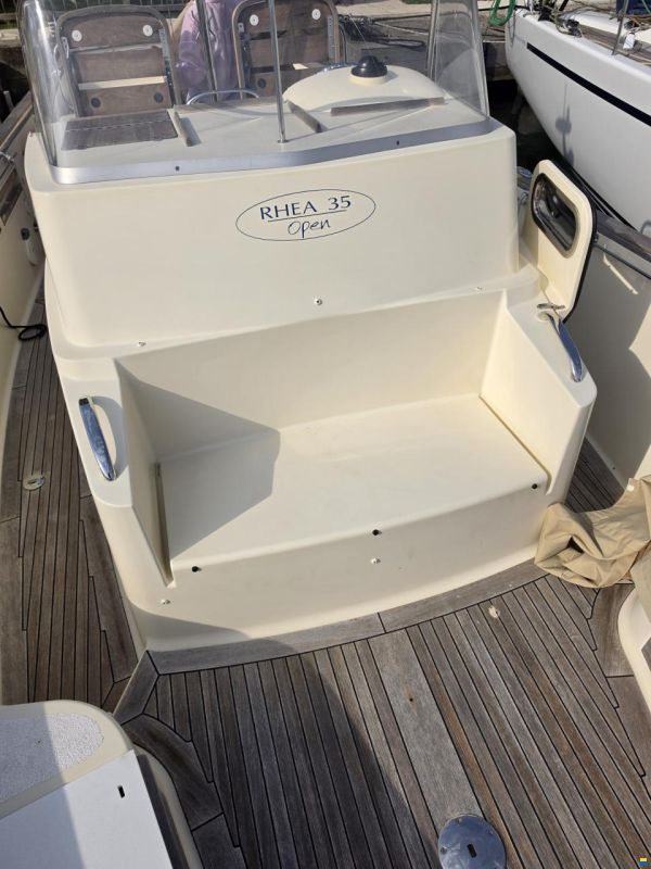 Rhéa 35 open