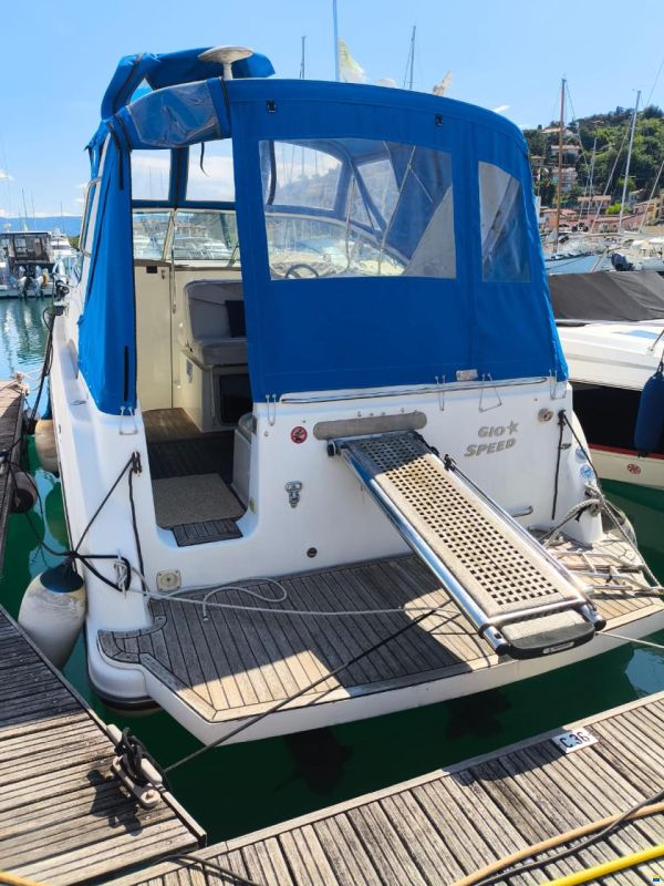 Maxum Modello 2855 MU