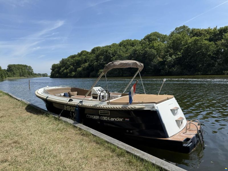 Corsiva Tender 690