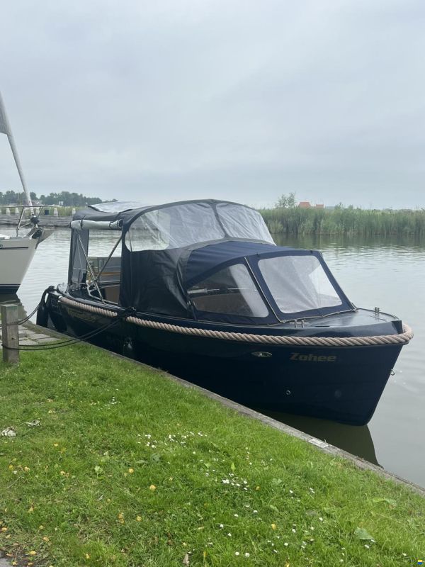 Topcraft 605 Tender