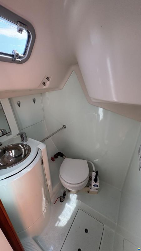 Beneteau Oceanis 300
