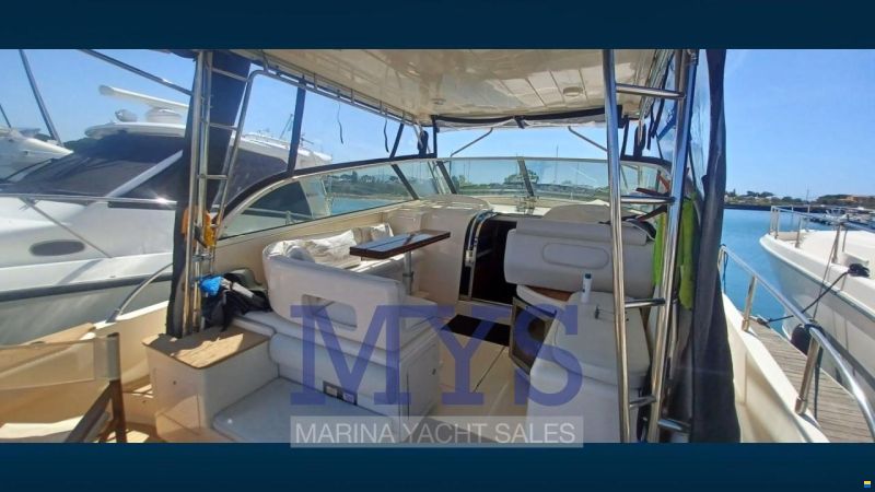 Cayman 38 WA