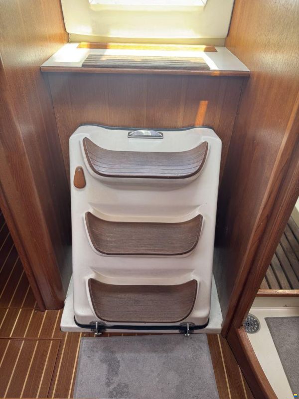 Hunter Marine 356