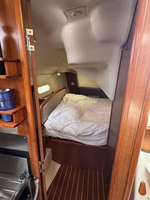 Hunter Marine 356