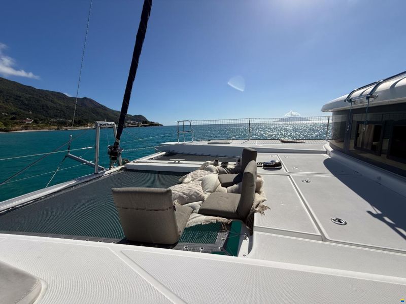 Lagoon 39
