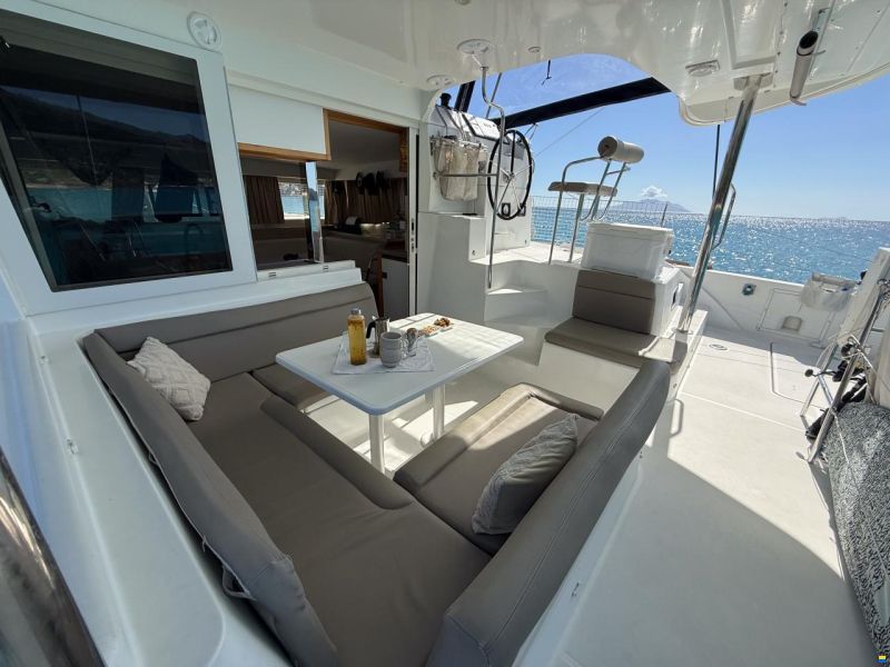 Lagoon 39