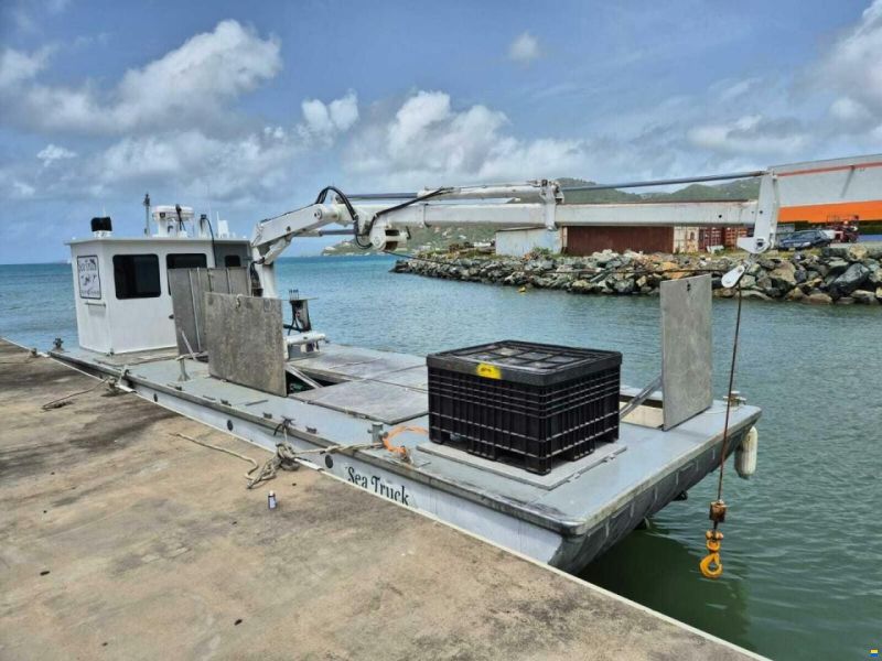 40 Aluminum Barge