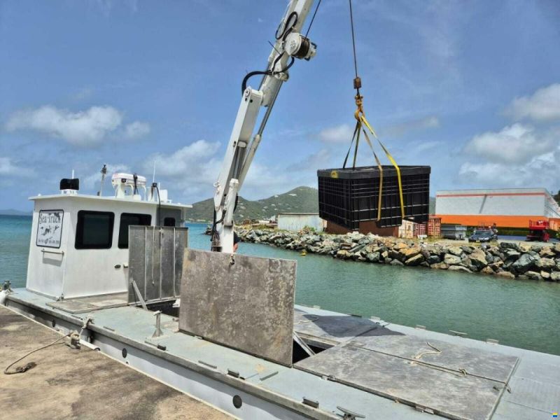 40 Aluminum Barge