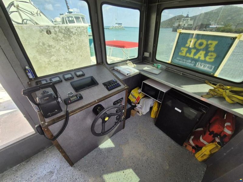 40 Aluminum Barge