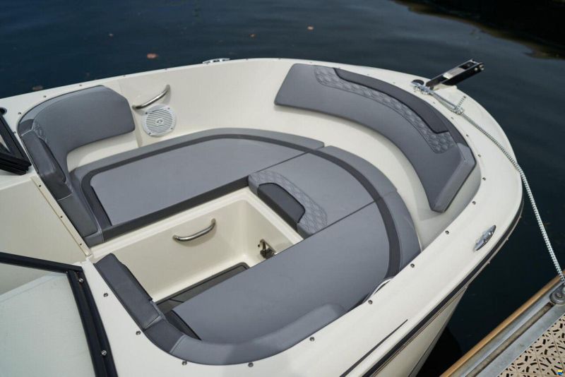 Bayliner M19 med 115 hk Mercury-EFI XL C