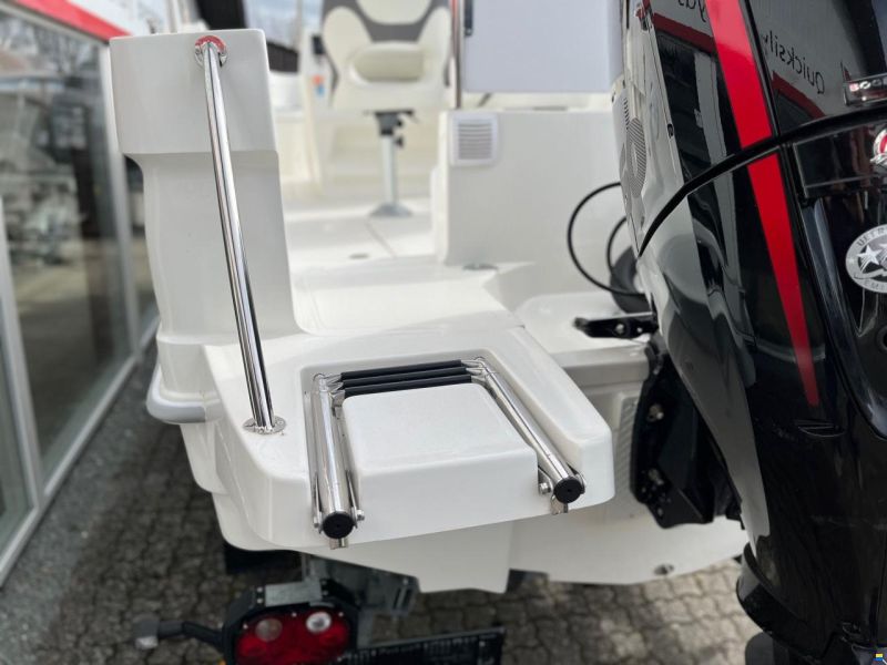 Smartliner CC Center Console 22 med Merc