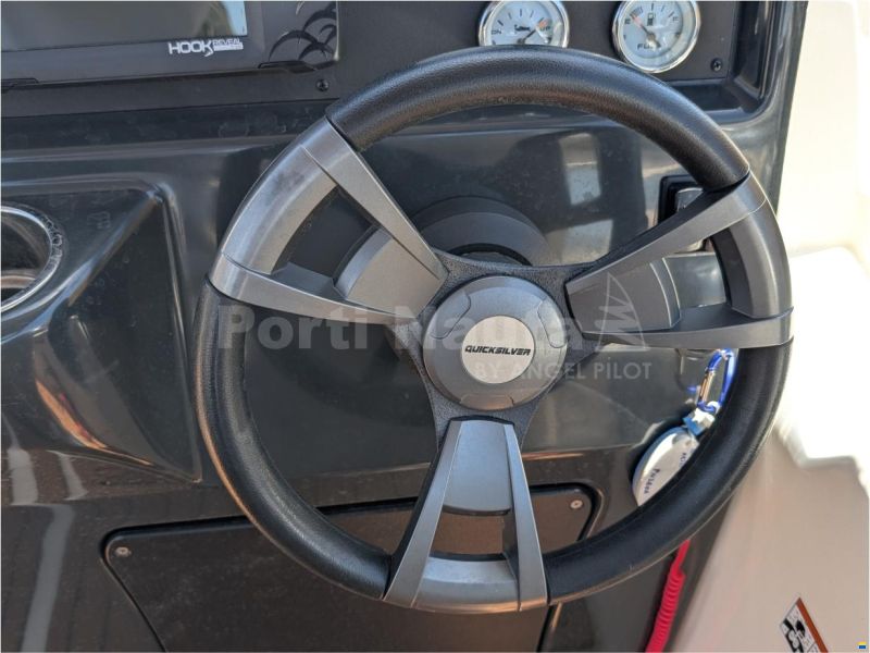Quicksilver Activ 505 Cabin
