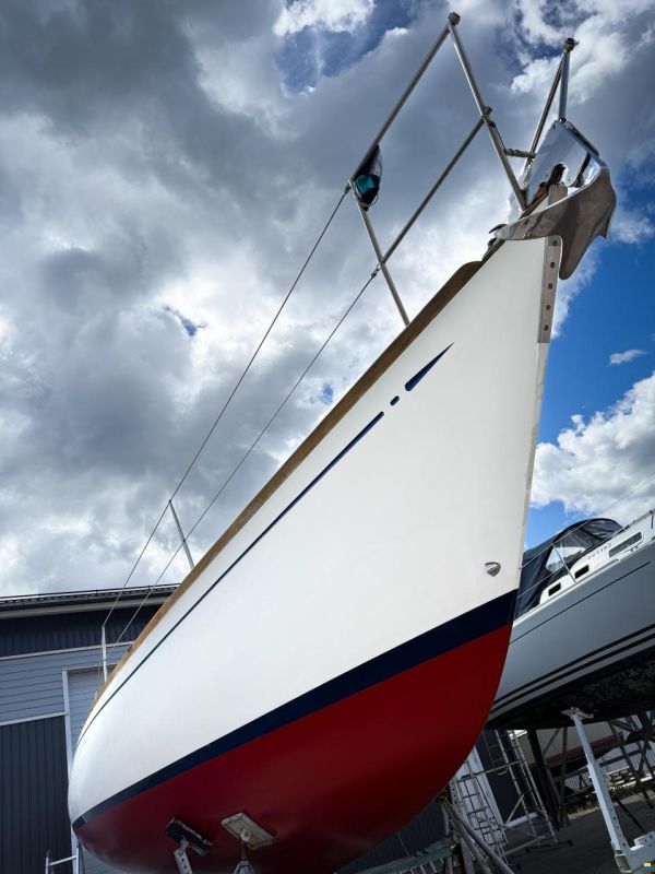 Nautors Swan 37