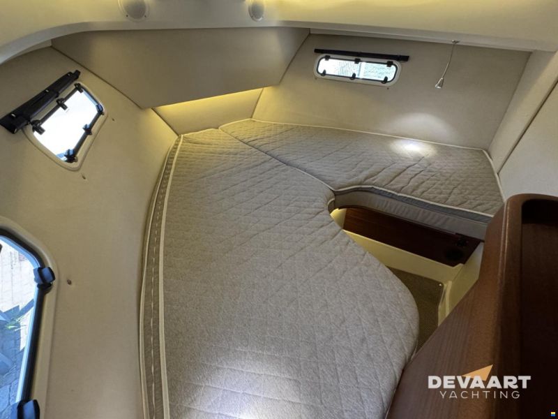 Nimbus 305 Coupe