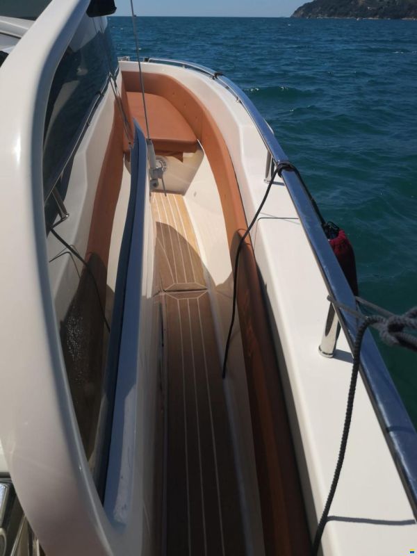 Supermarine Iguana 36