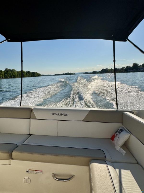 Bayliner 742 Cuddy