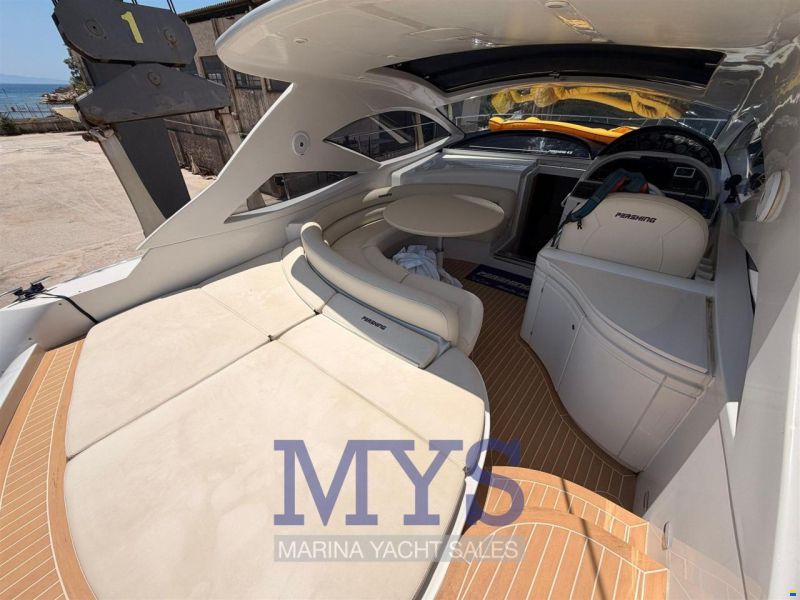 Pershing 43