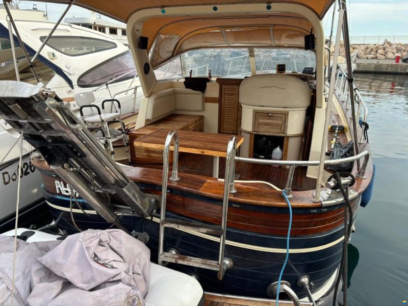 FRATELLI APREA 32