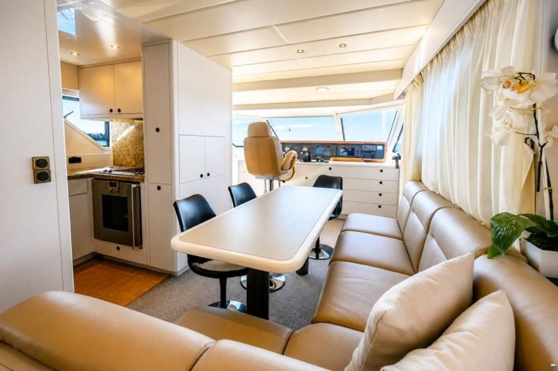 Moonen 68 Flybridge