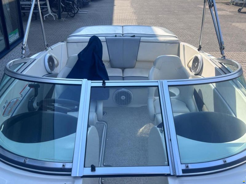 Sea Ray 185