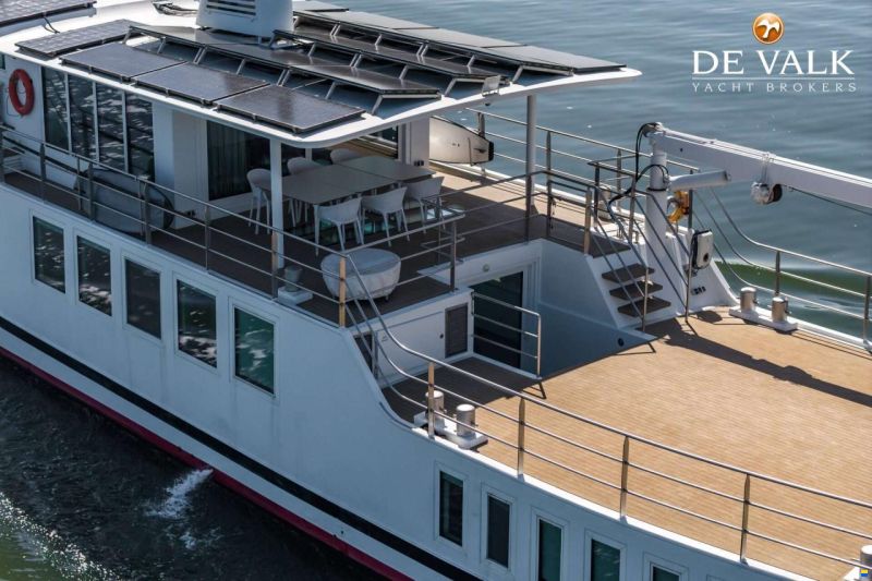Live aboard MY With berth in Amsterdam