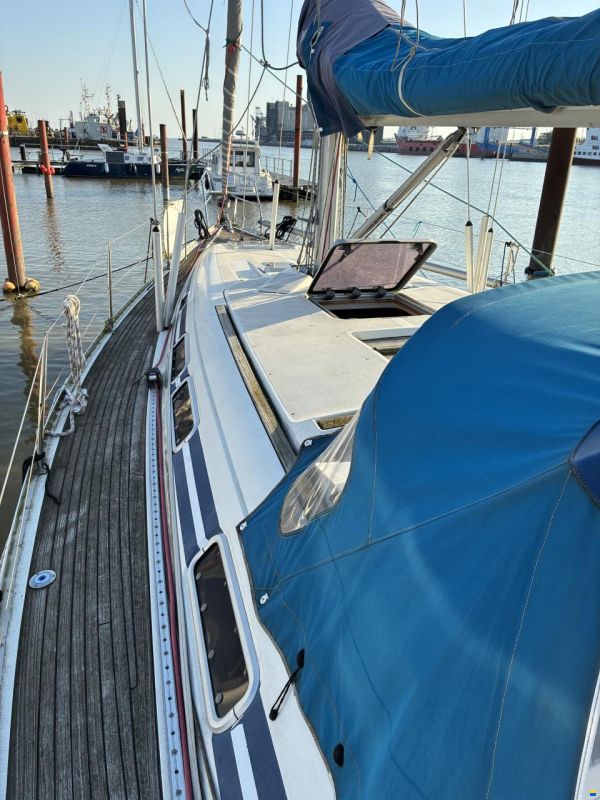 Elan 431