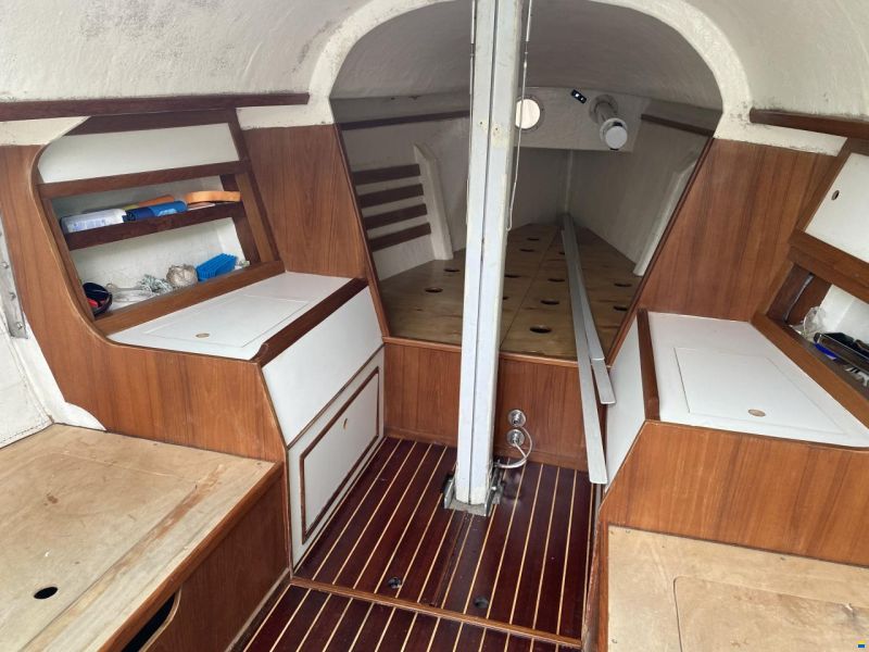 Helmsman 751 One Design