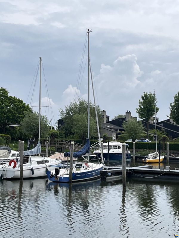 Helmsman 751 One Design