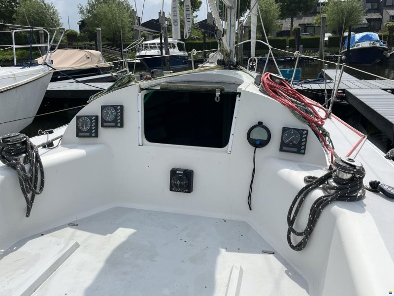 Helmsman 751 One Design